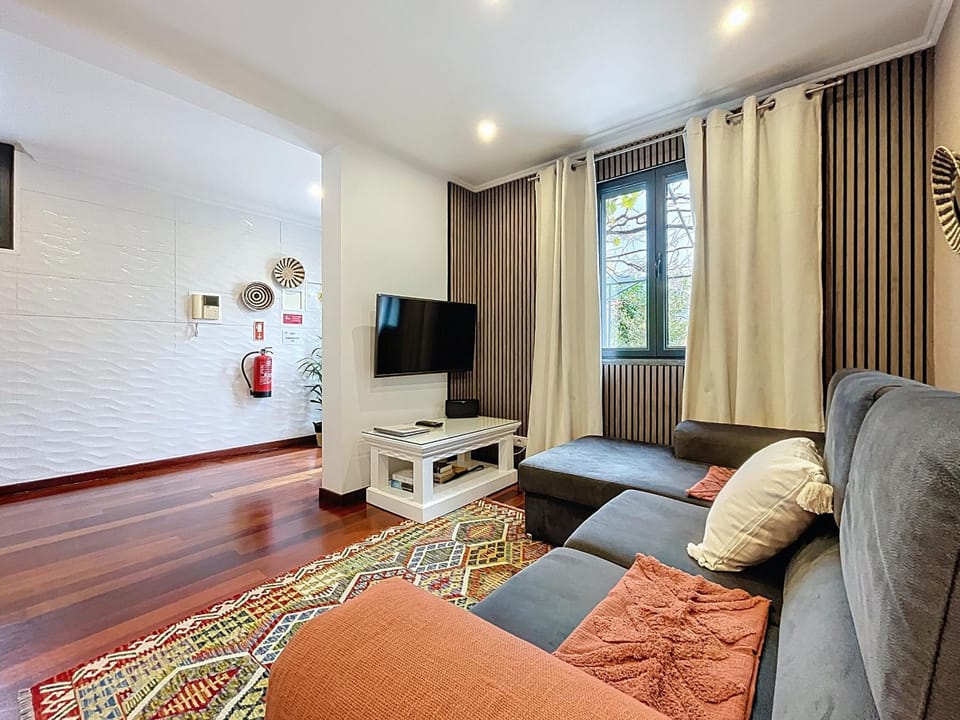 Communal lounge/ TV room, Living room