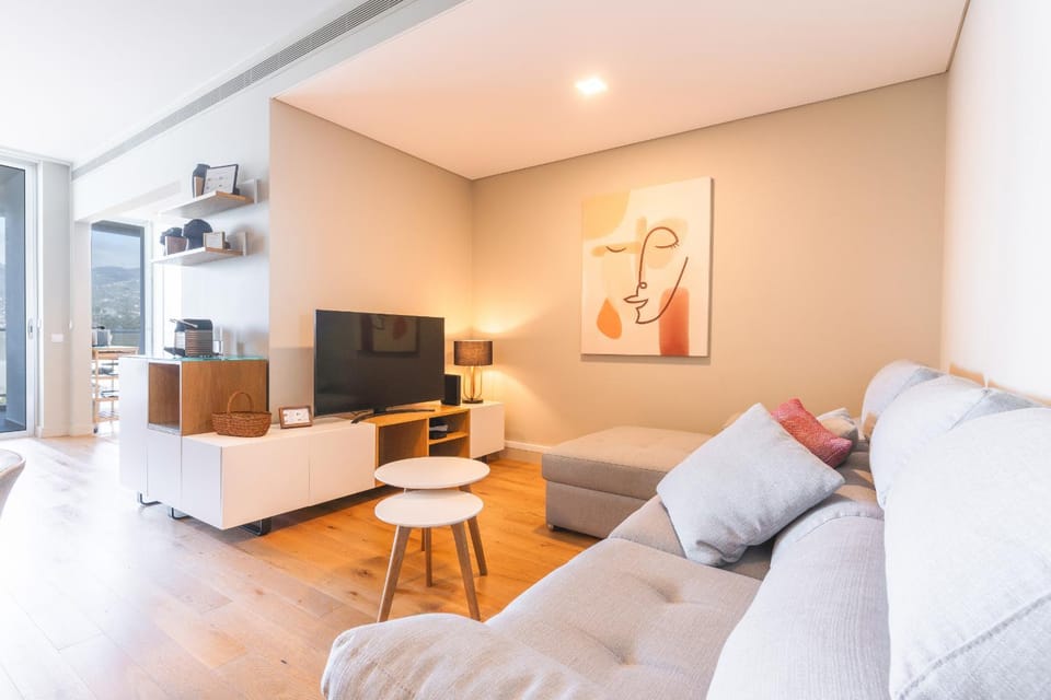 Communal lounge/ TV room, Living room