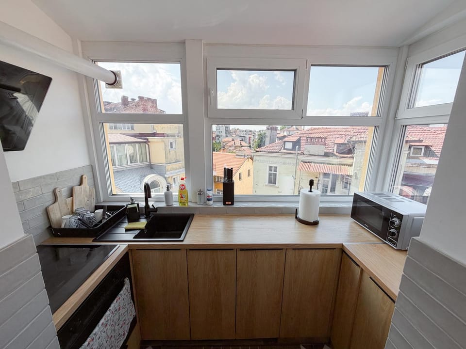 Serdika Central Stay - 2BD next to Serdika Metro Station Apartment in Sofia