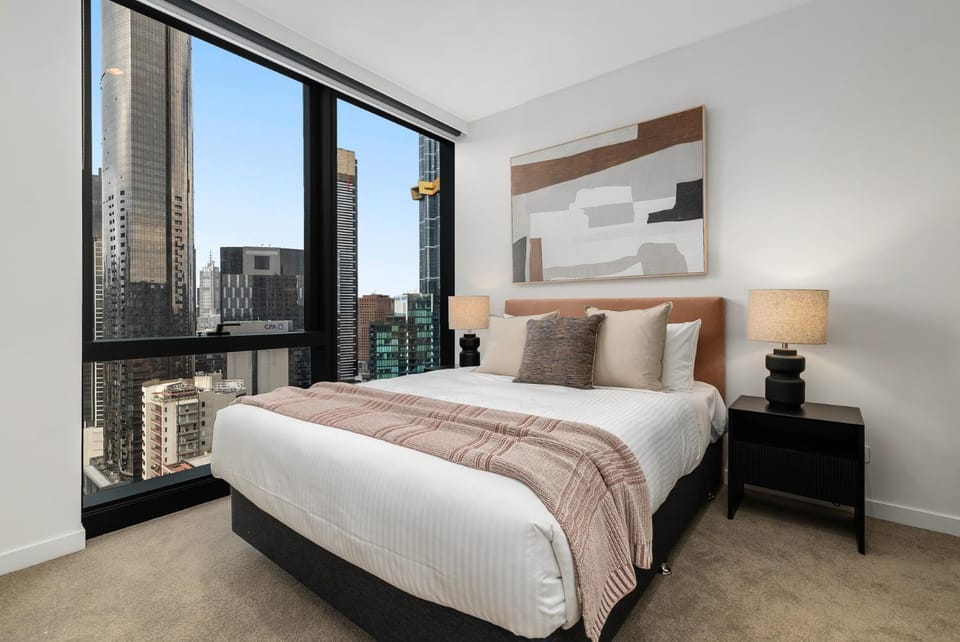 Queensbridge Luxe Retreat, Heated Pool, Gym, Sauna, Steam Apartment in Southbank