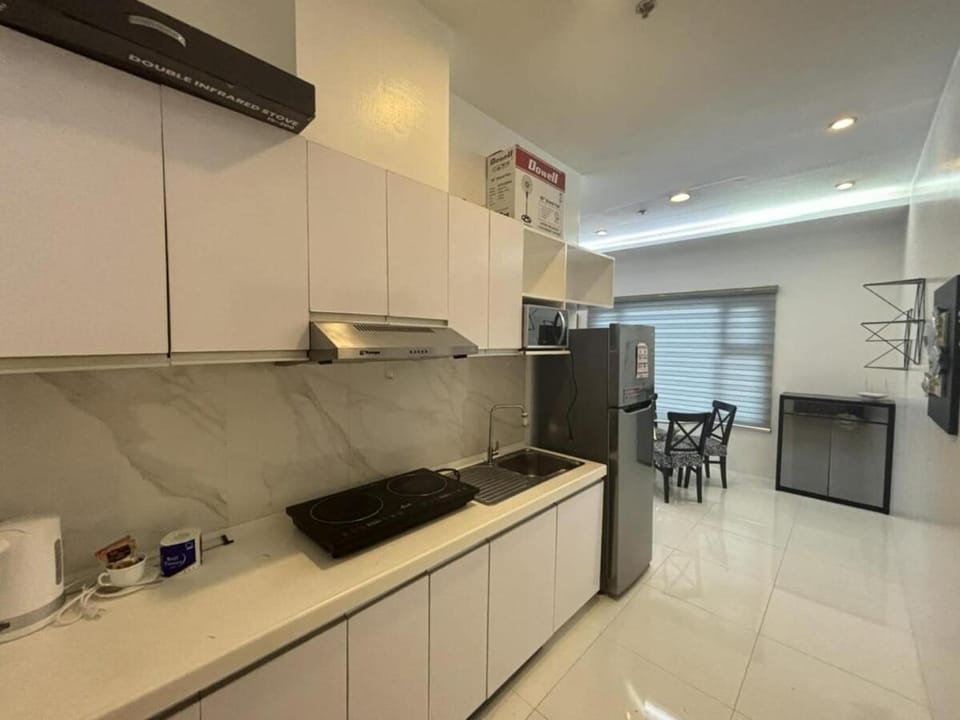 8 Adriatico Condominium Apartment in Pasay