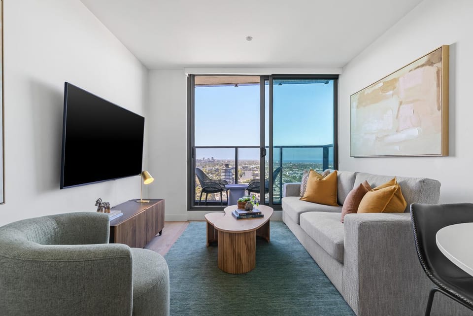 Marco Prestige, City Views, Pool, Gym & Sauna Apartment in Southbank