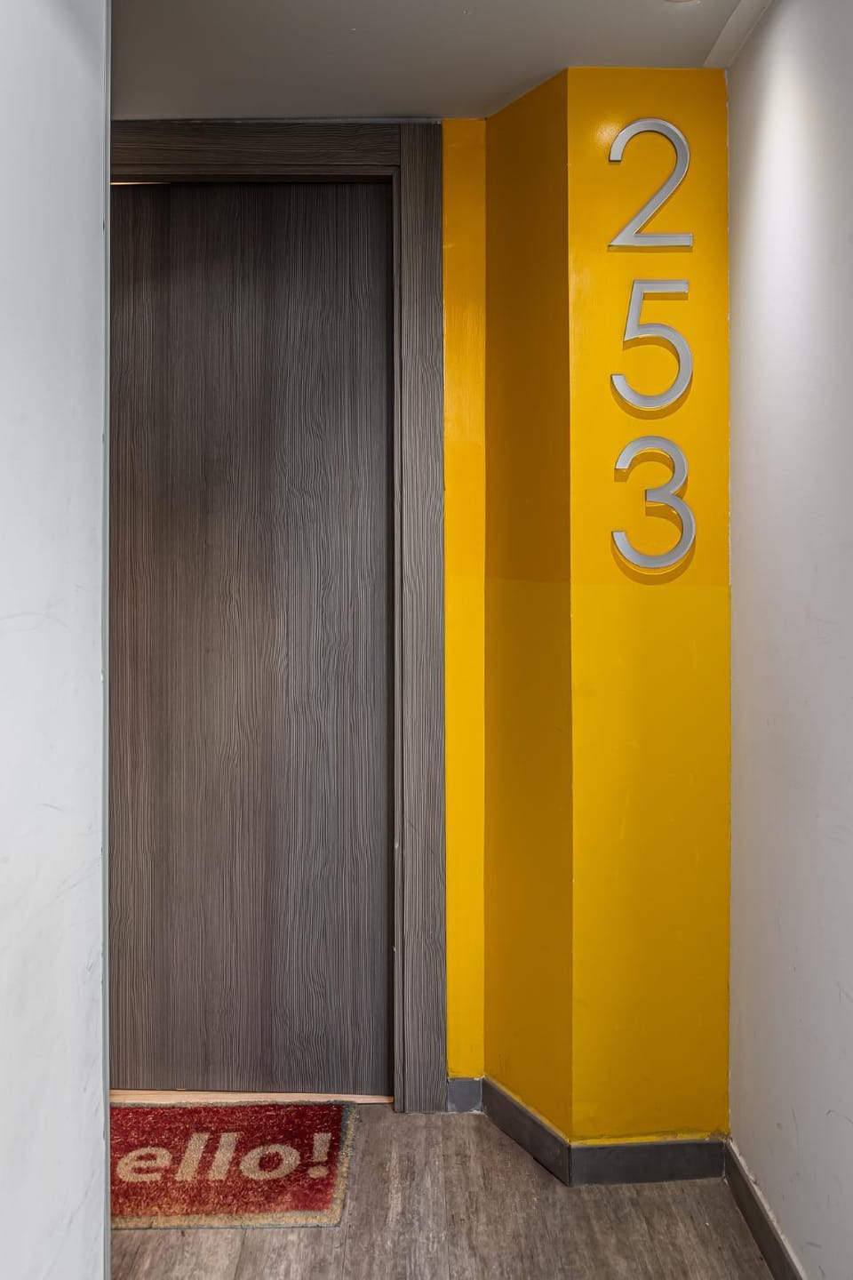 Queen's Serrano Boutique I - Alojamiento corta estancia Apartment in Centro