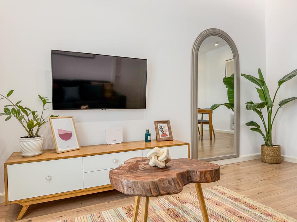 TV and multimedia