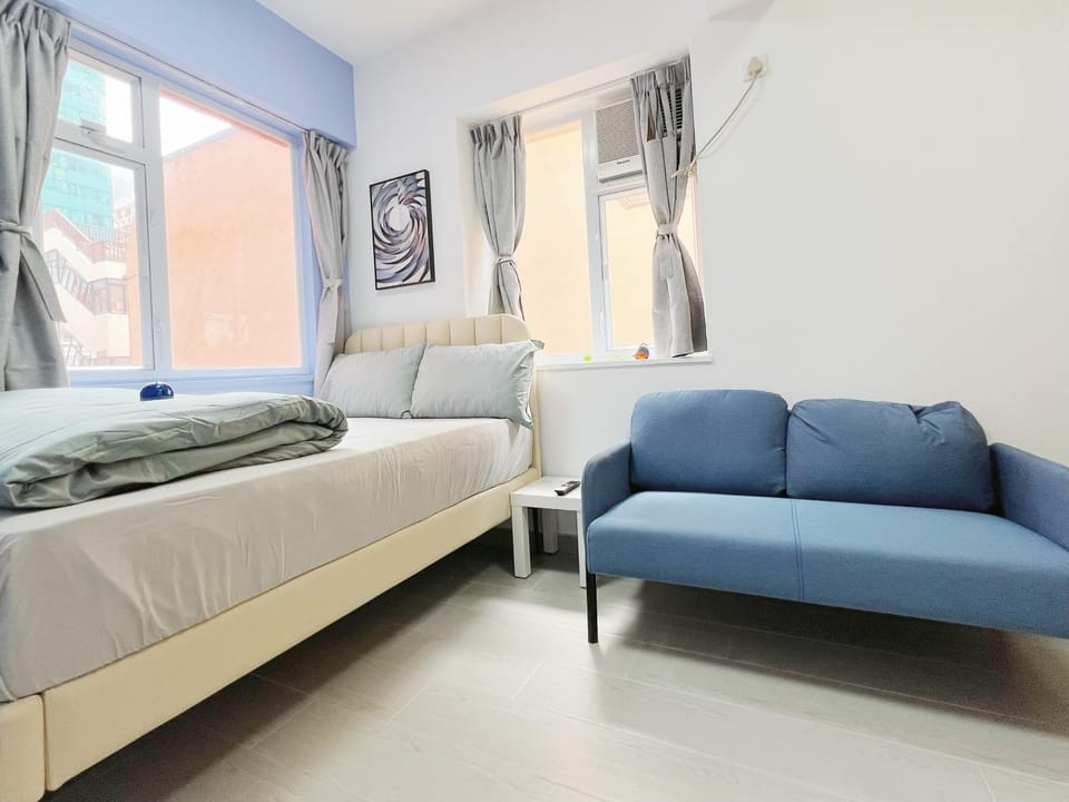 Photo of the whole room
