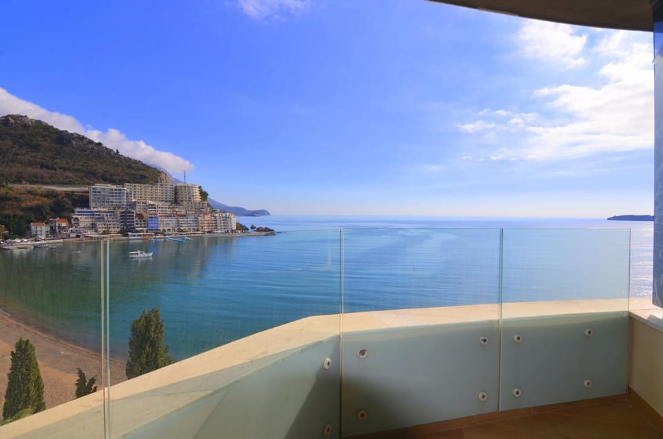 Natural landscape, View (from property/room), View (from property/room), City view, City view, Landmark view, Landmark view, Mountain view, Mountain view, Sea view, Sea view