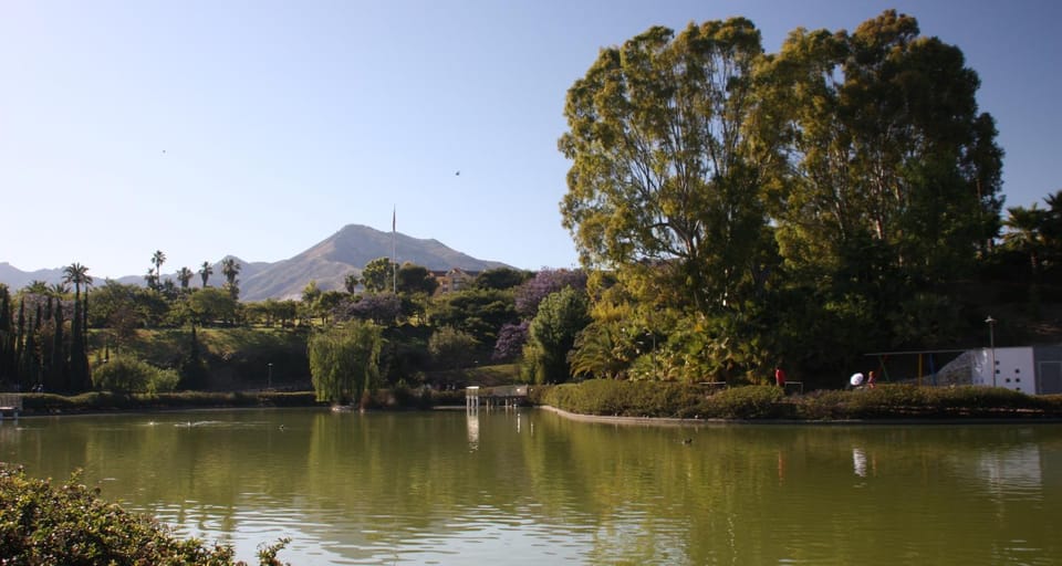 Nearby landmark, Lake view