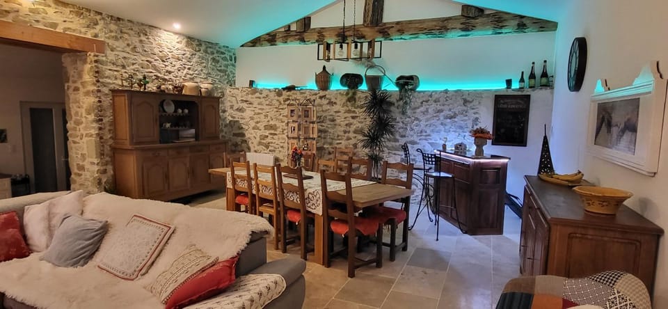 Lounge or bar