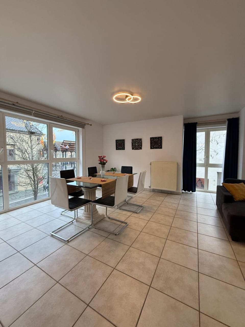 Living room, Dining area