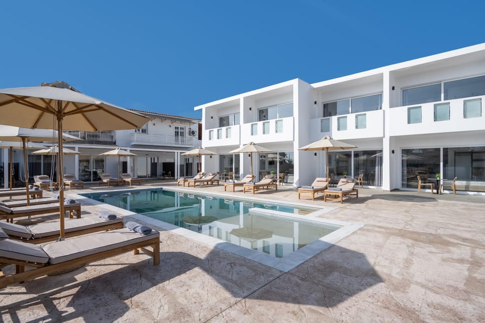 Property building, Swimming pool