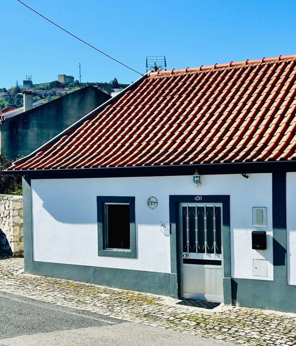 Facade/entrance, Off site, Location