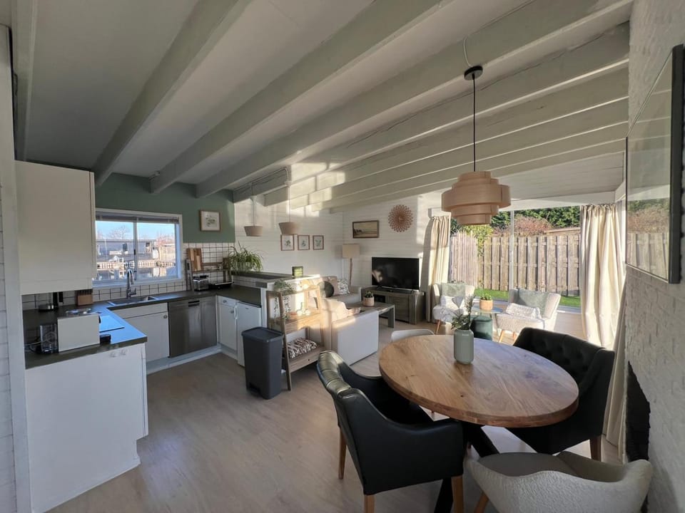 Chalet Kievietsbuurt Roeleveld Estate Chalet in South Holland (province)