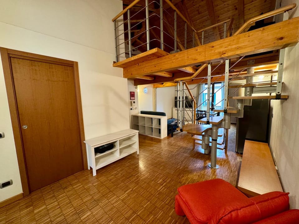 Loft di Via Gluck con terrazzo Apartment in Milan