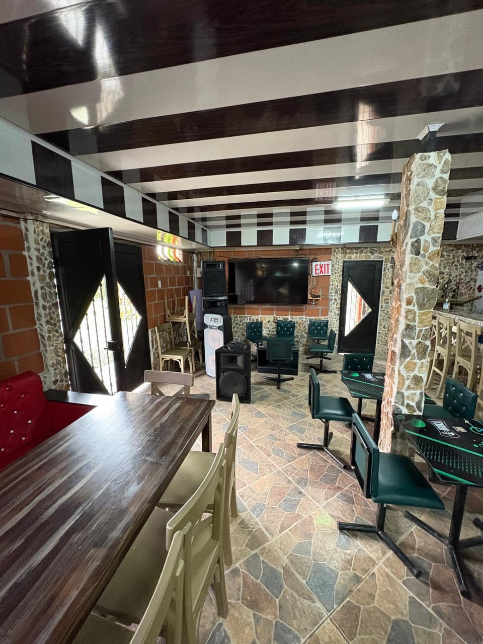 Lounge or bar