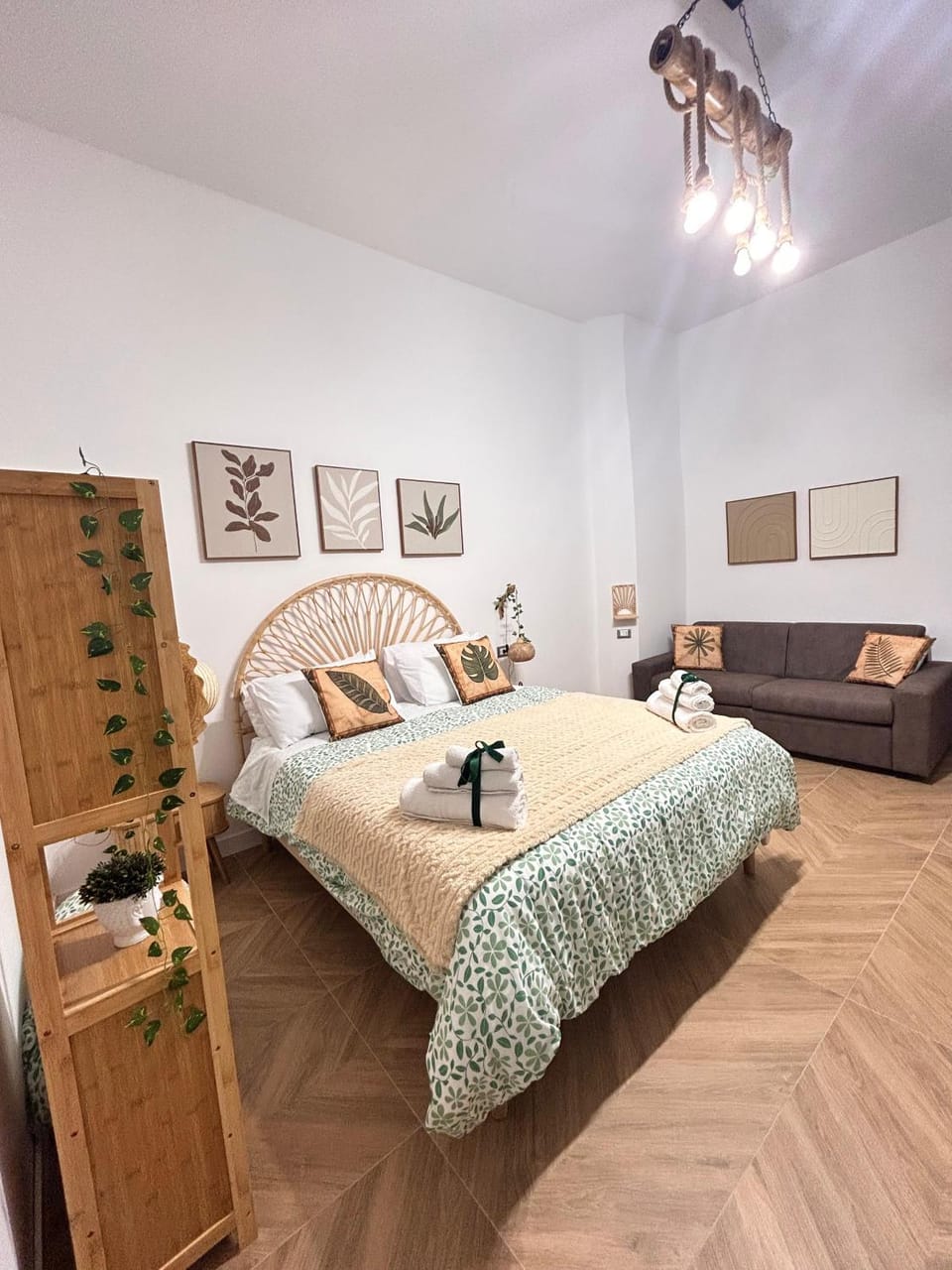 Photo of the whole room