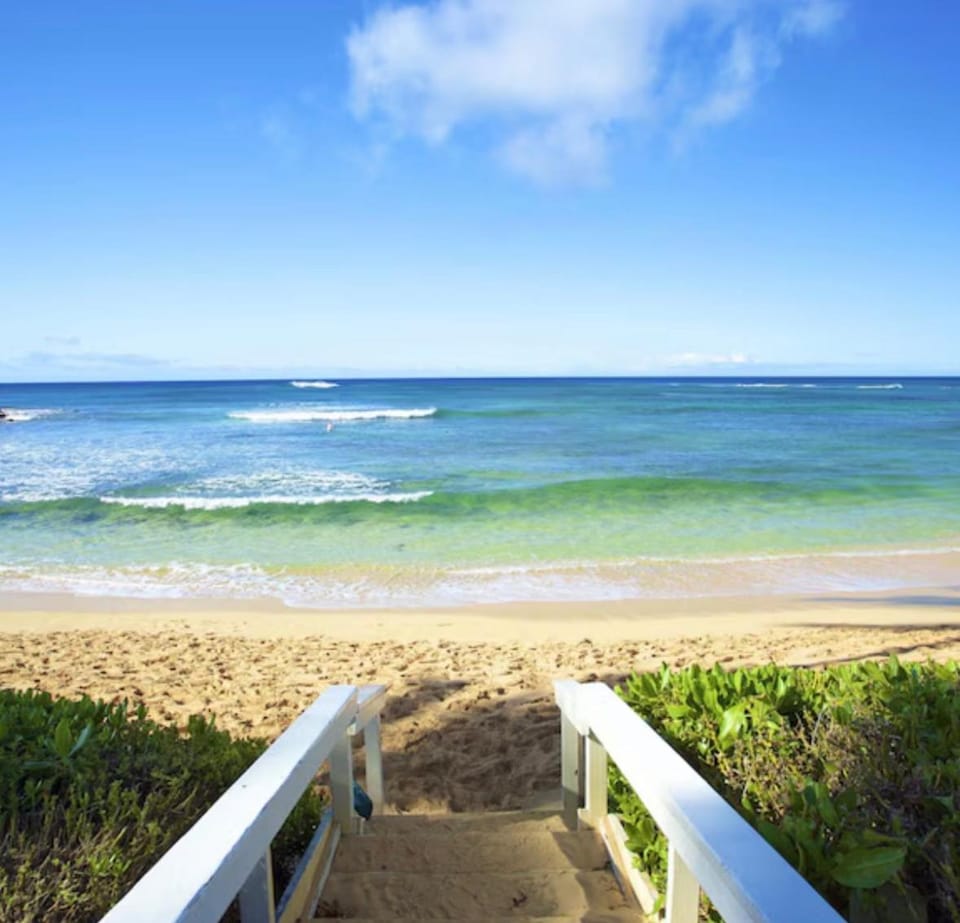Poipu Beach Condo with AC and Pool Apartment hotel in Poipu