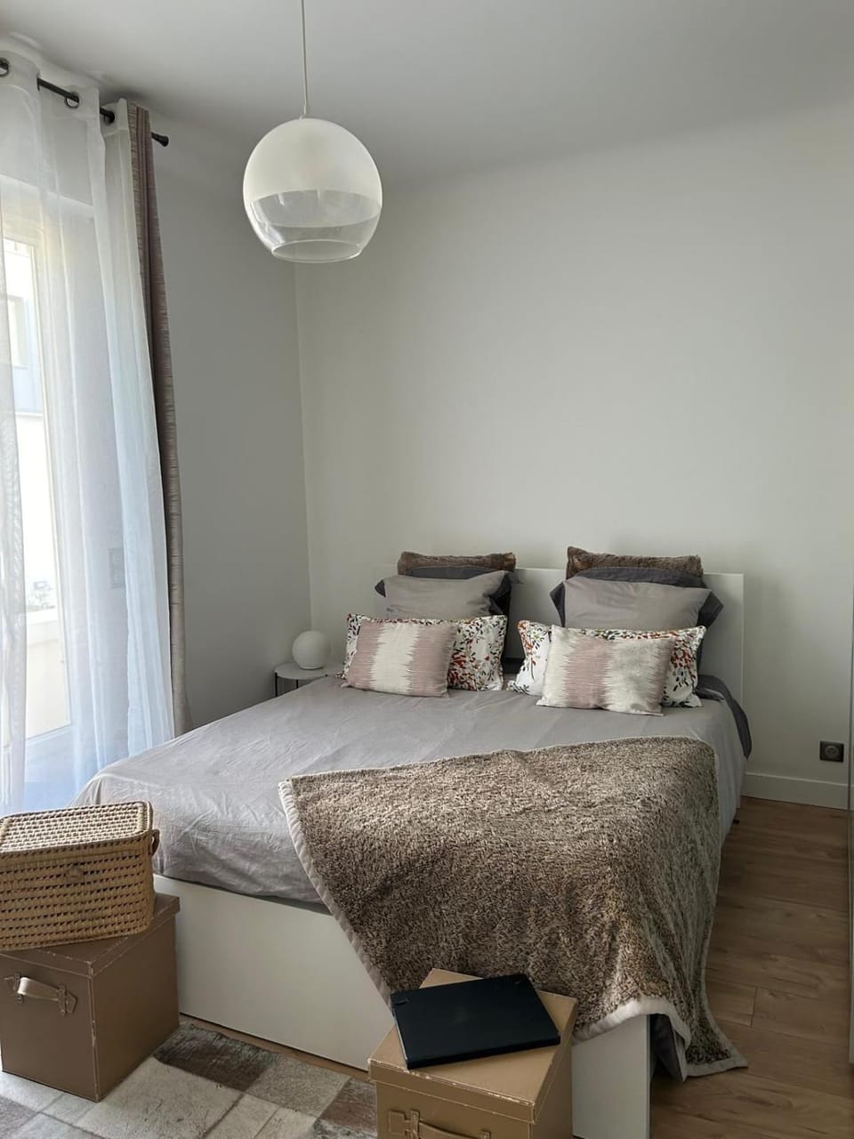 Logement Centre ville Colombes 2 min station Apartment in Île-de-France