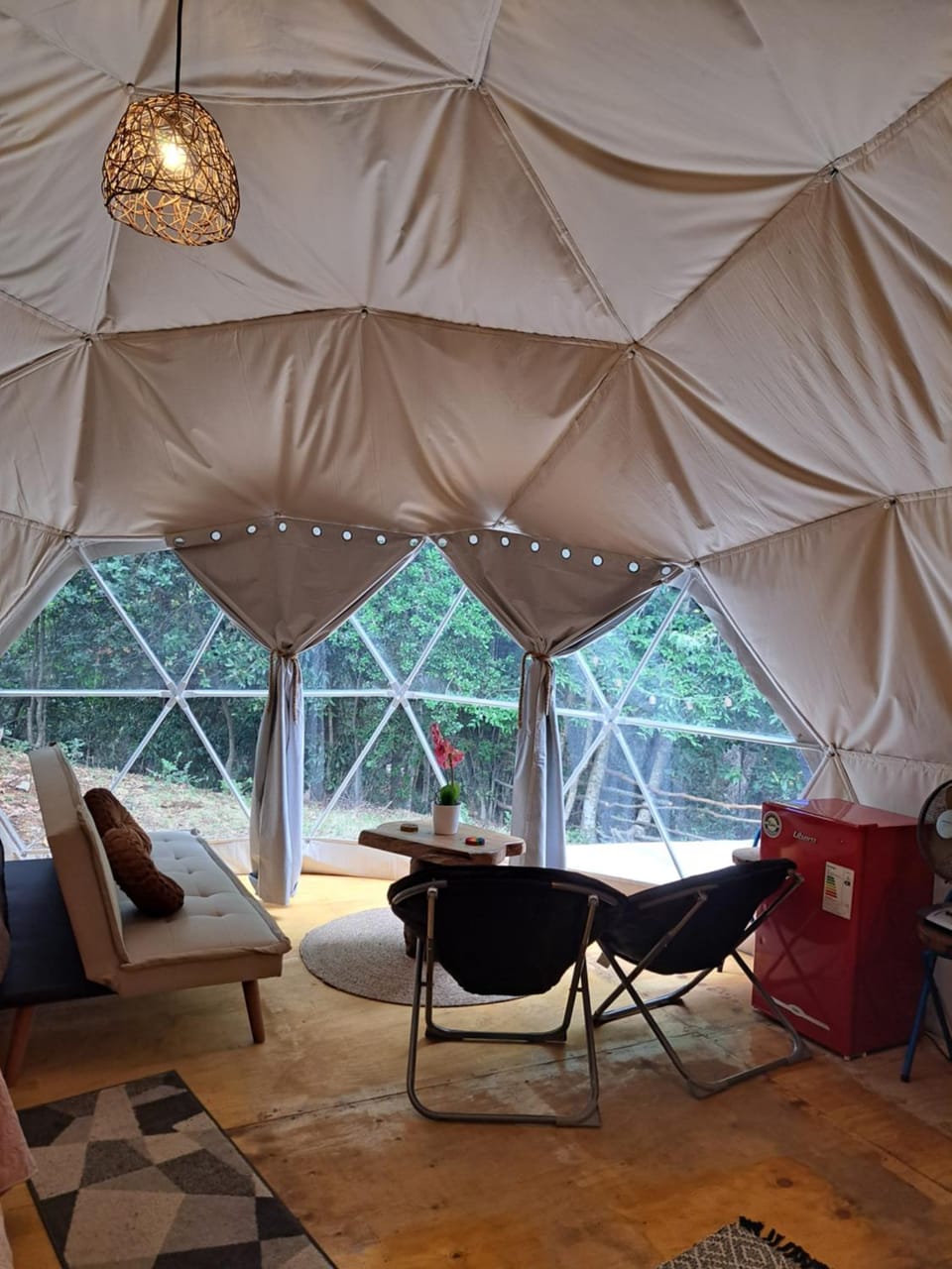Domo Glamping en el bosque - Coñaripe Luxury tent in Los Ríos, Chile