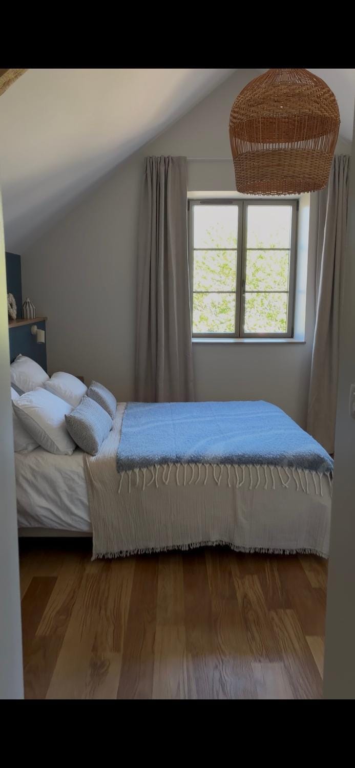 La Villa de Paul - Les Chambres Bed and Breakfast in Auvergne-Rhône-Alpes