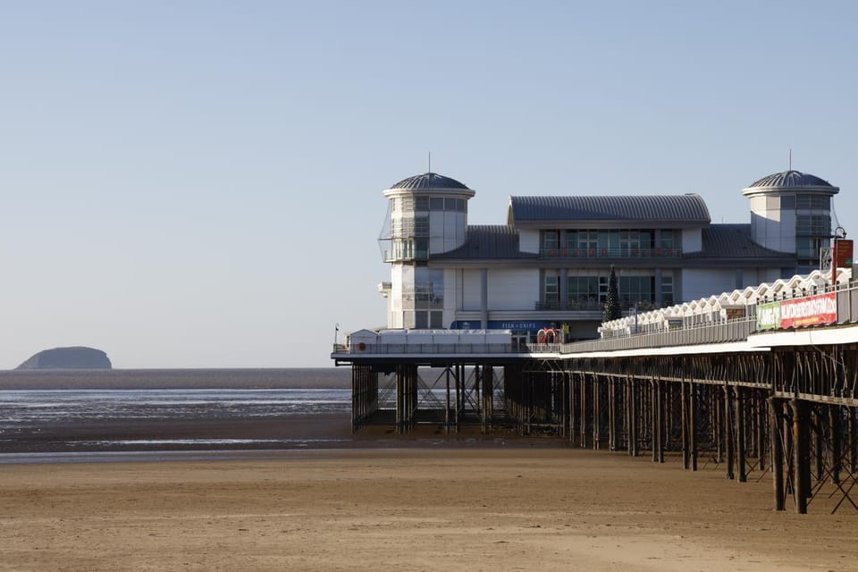 Nearby landmark, Natural landscape, Beach, Location