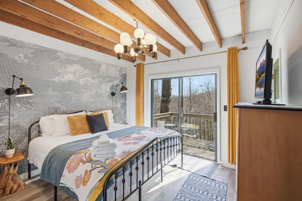 Heavenly mountain escape in Big Canoe Golf & Lake House in Georgia
