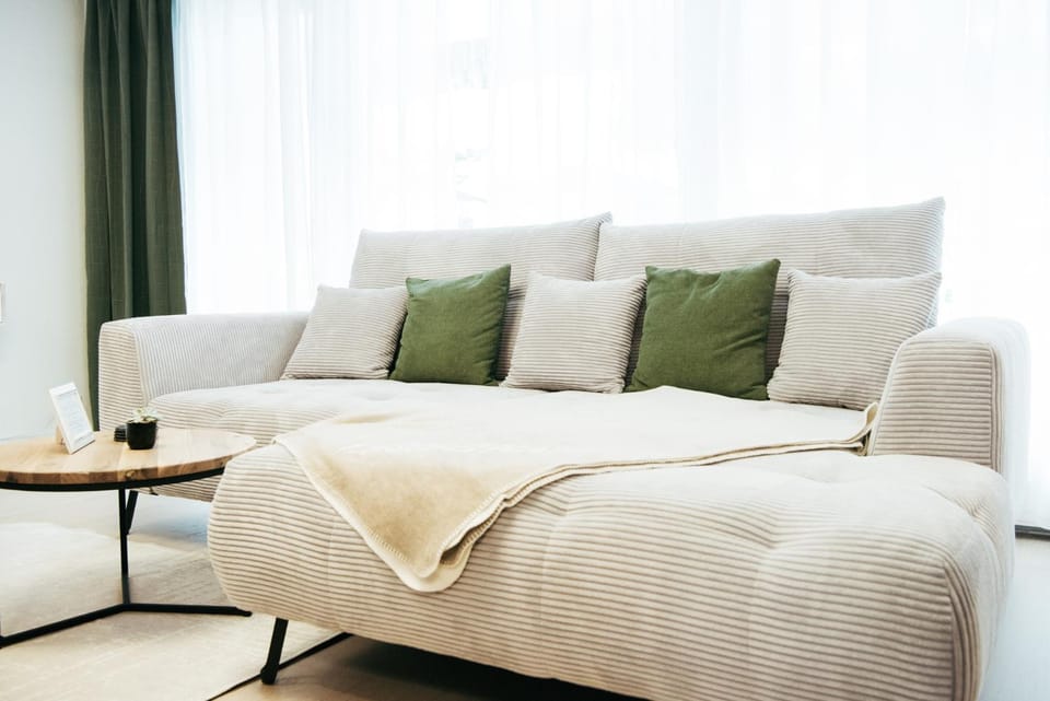 Living room, Photo of the whole room, Seating area