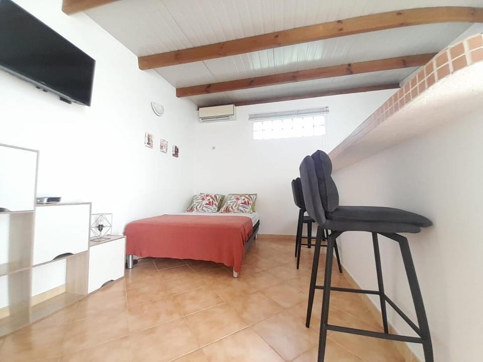 Studio cosy à 50m de la plage Apartment in Sainte-Luce