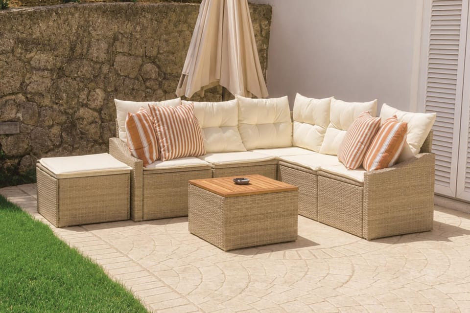 Seating area