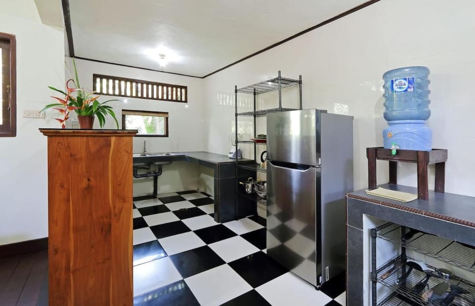 Honey Tree Villa- life is sweet! House in Abiansemal