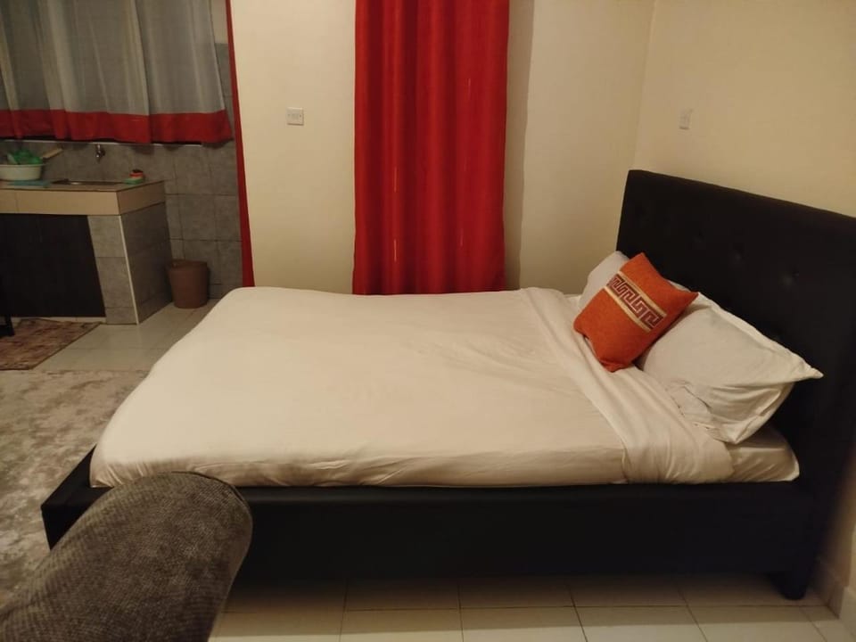 LaDee Homes - Cozy Studio Apartment in Uganda