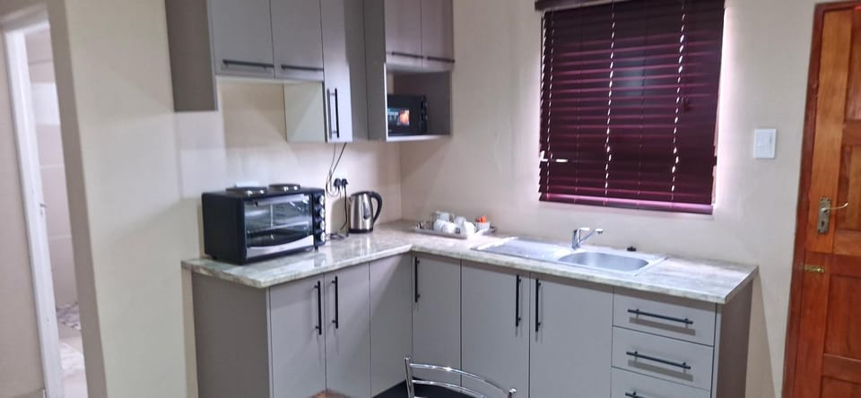 Kitchen or kitchenette, kitchen