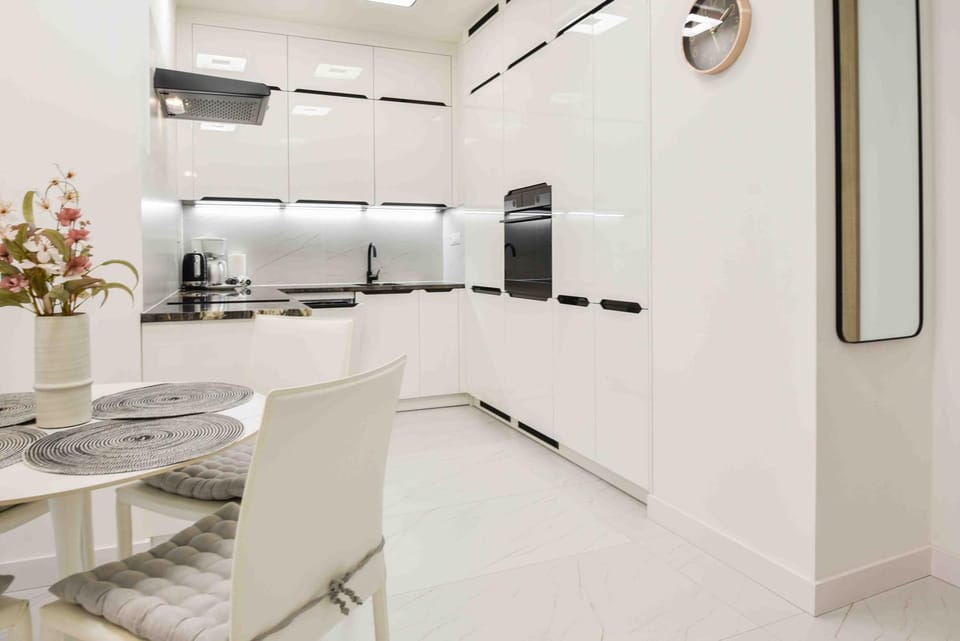 Kitchen or kitchenette, stove