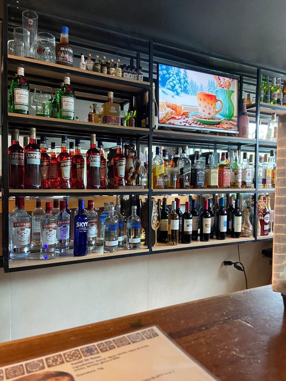 Restaurant/places to eat, Lounge or bar, Food and drinks, Drinks