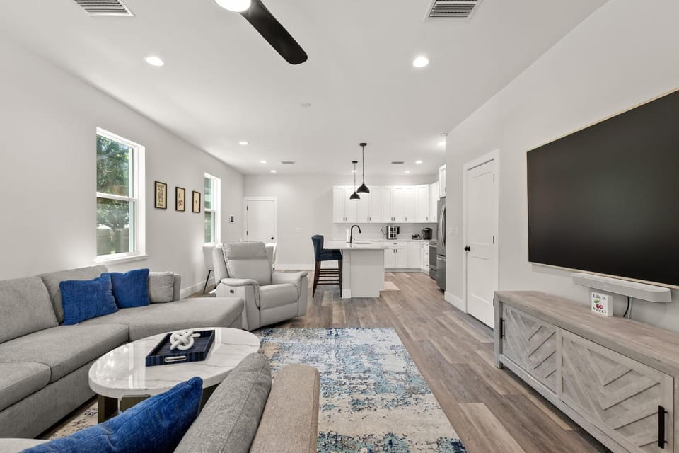 TV and multimedia, Living room