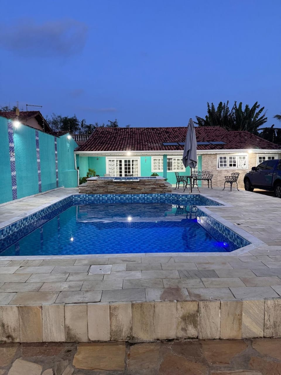 3 suítes e piscina no Litoral Norte, beira-mar House in Caraguatatuba