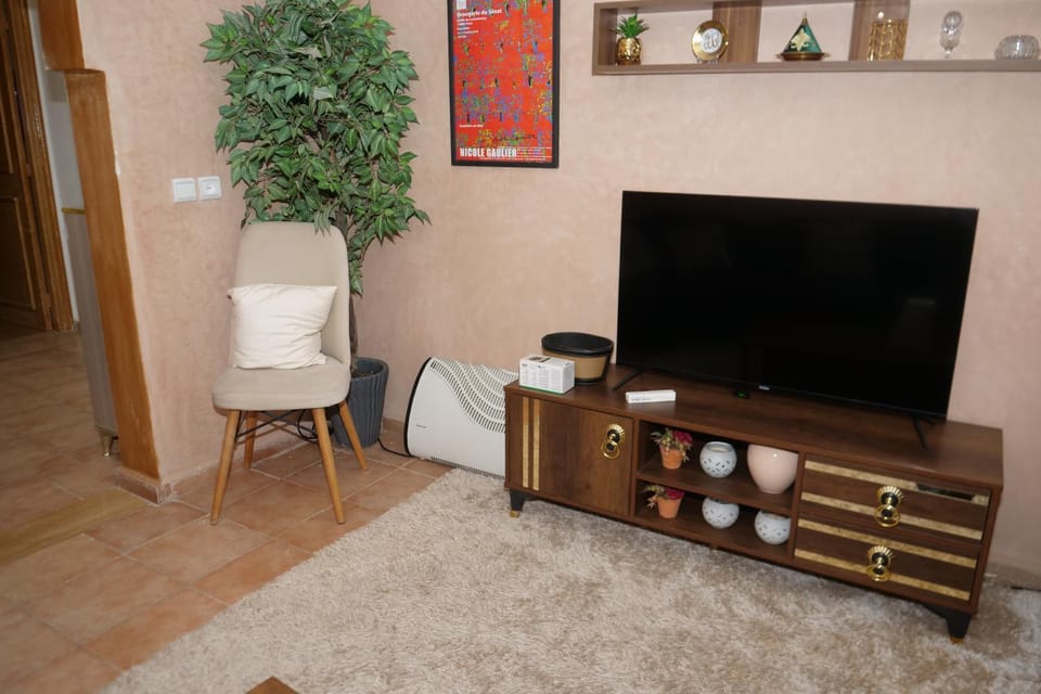 Calm Spacious Family Apartment Close To City Centre Apartment in Marrakesh