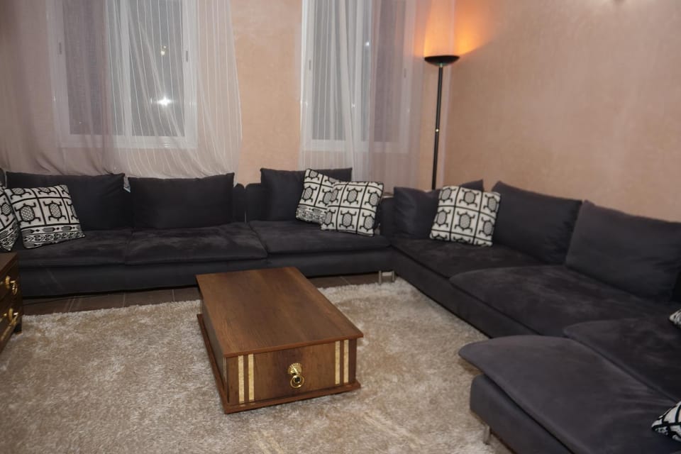 Calm Spacious Family Apartment Close To City Centre Apartment in Marrakesh