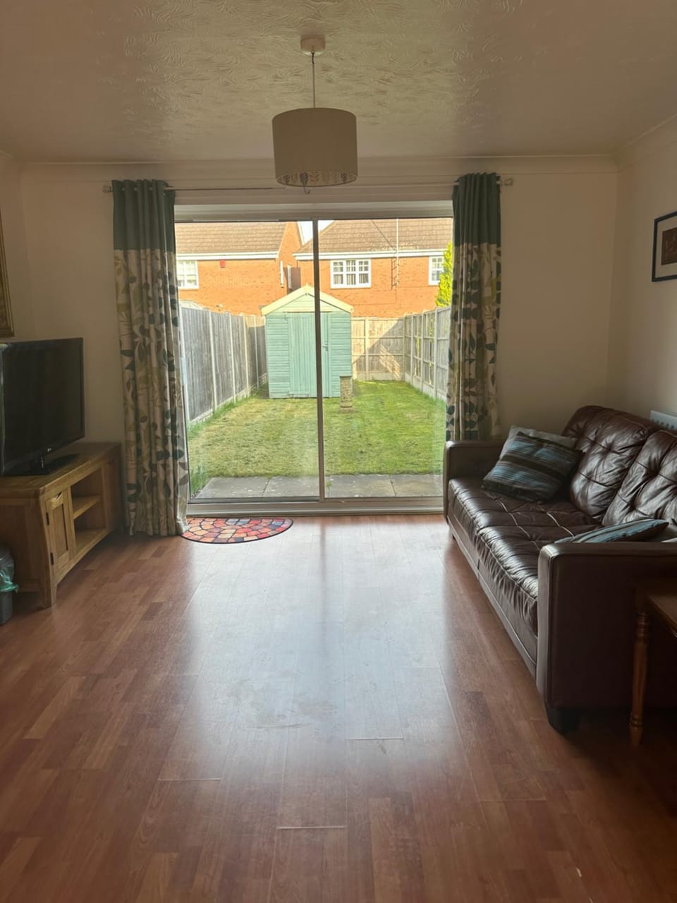 2-Bed Home with Parking, Near Airport, NEC & JLR House in Solihull