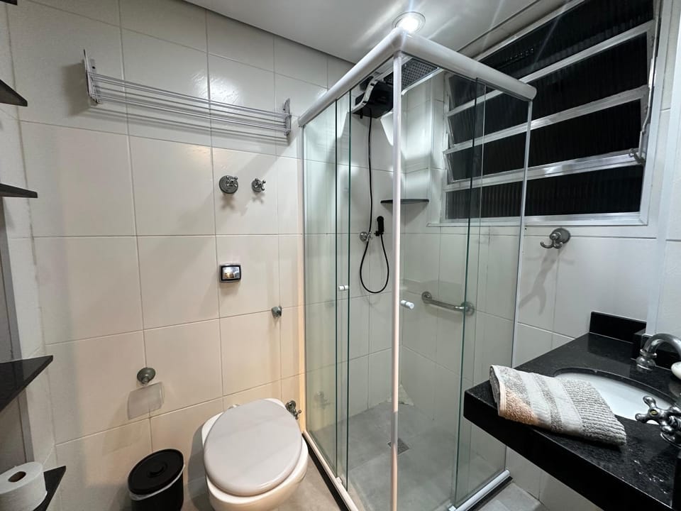 Apartamento com acesso à praia Apartment in Santos