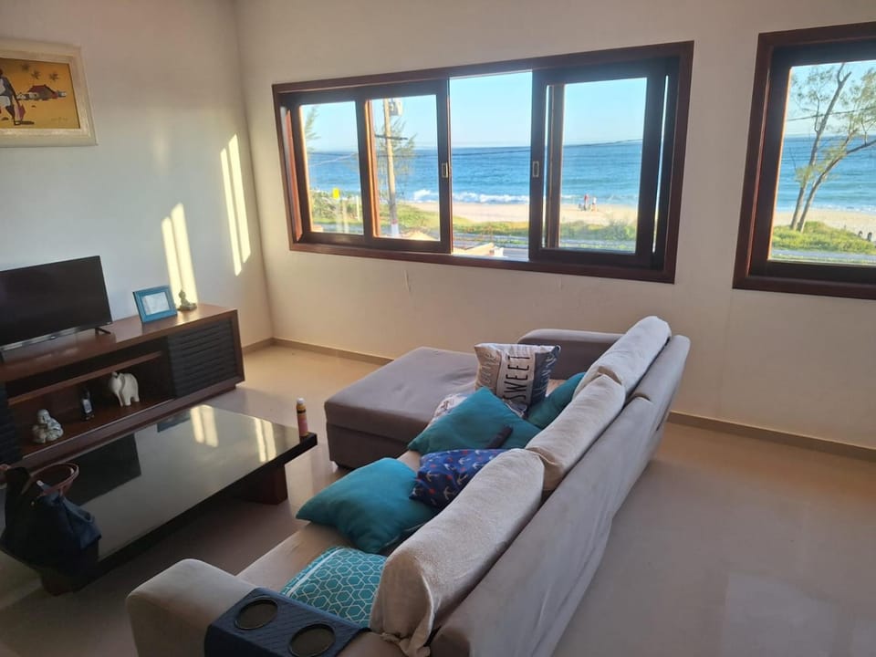 Casa espaçosa de frente para o mar House in Saquarema