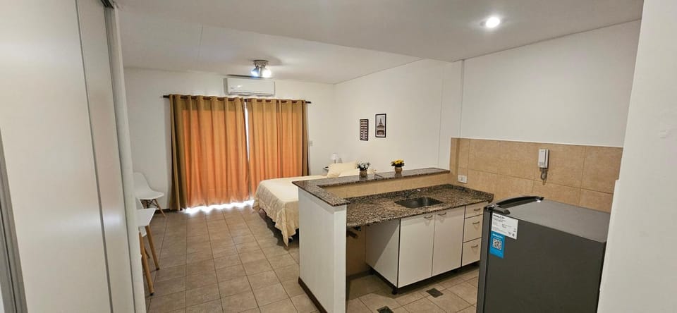 Departamento céntrico, con cochera, wifi, vista increíble Apartment in Corrientes