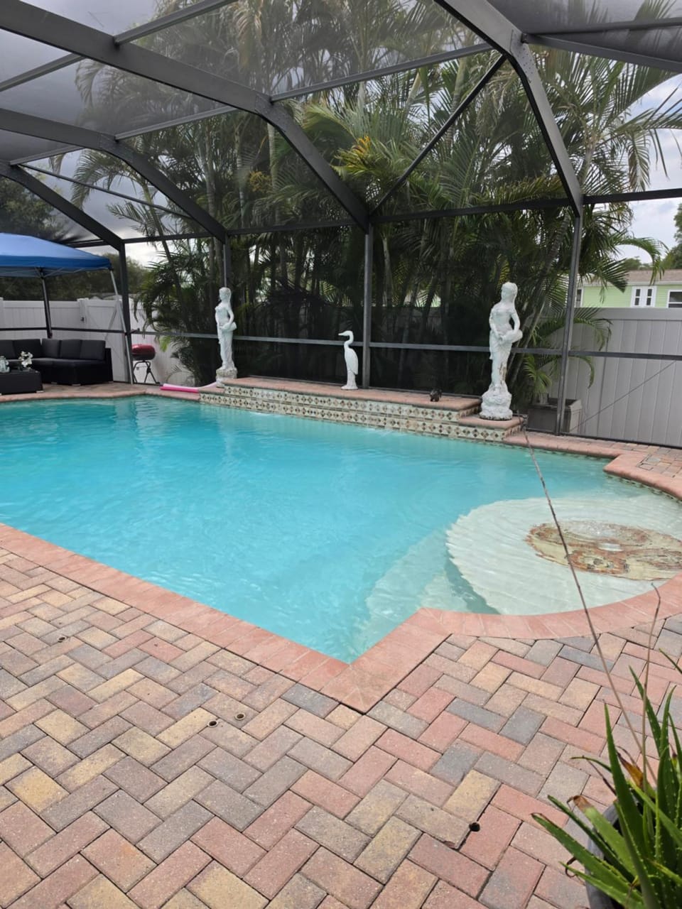 Villa Frankely 3BR Pool Home House in Town N Country