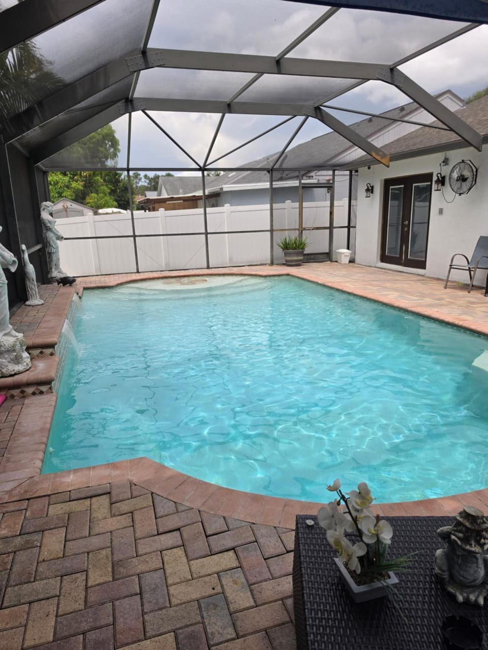 Villa Frankely 3BR Pool Home House in Town N Country