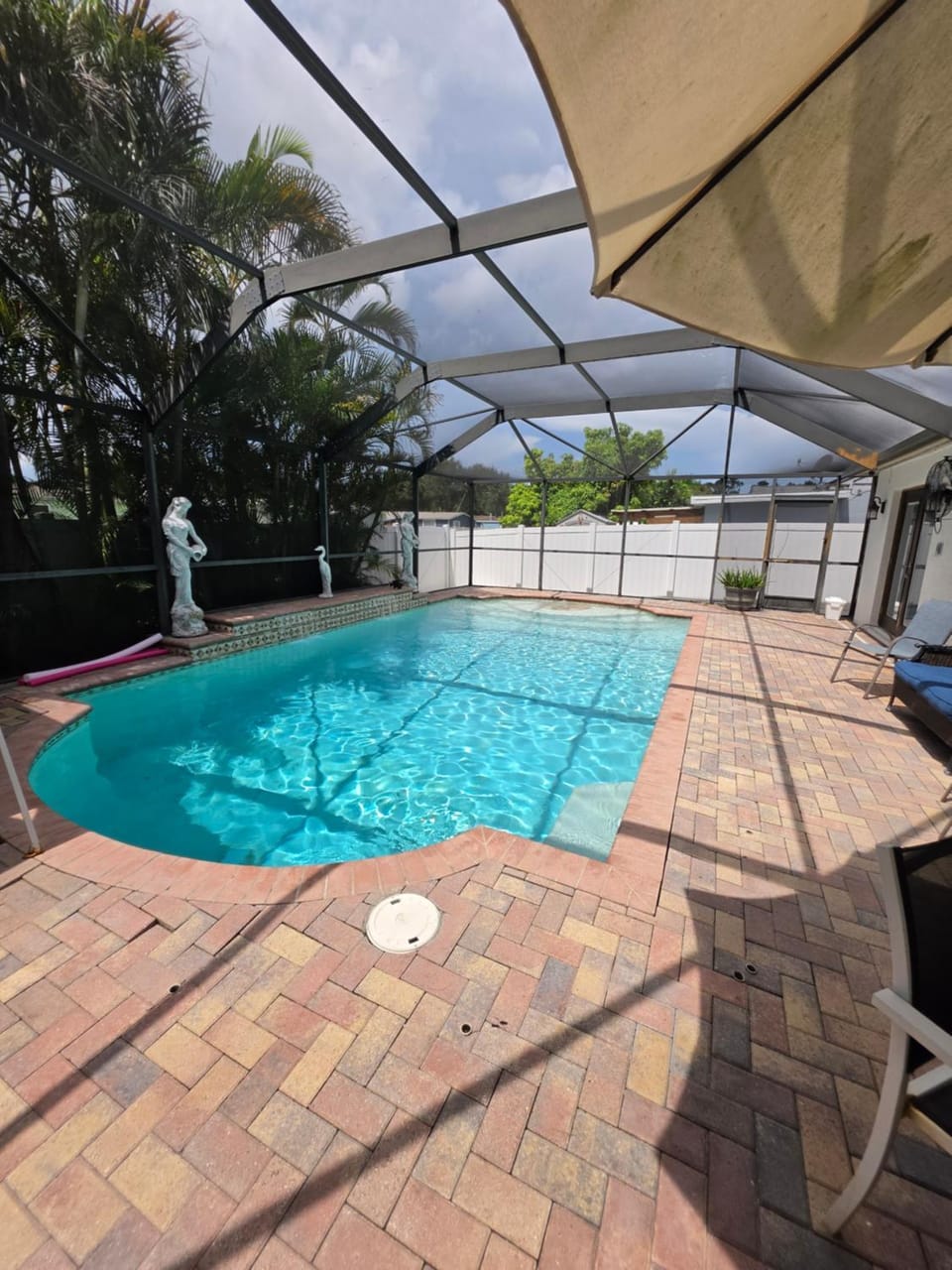 Villa Frankely 3BR Pool Home House in Town N Country