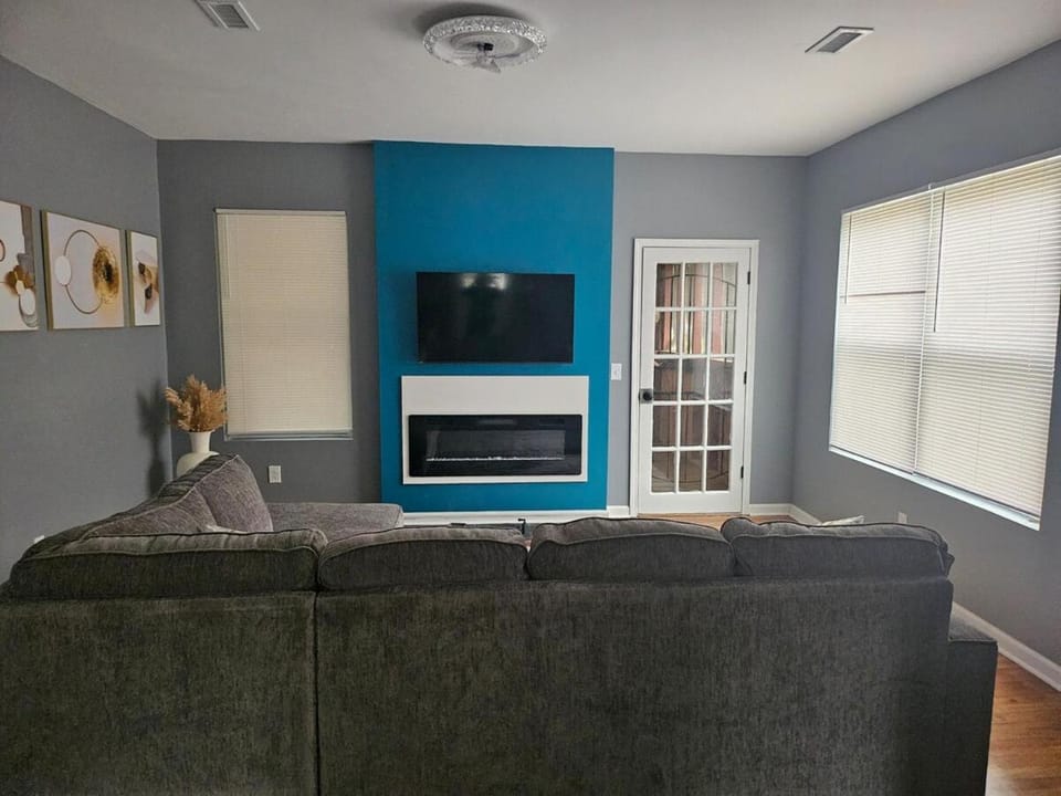 TV and multimedia, Living room