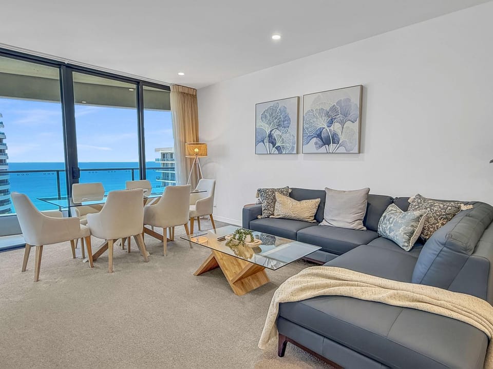 Unit 23004 Oracle Tower 2 Lvl 30 (2615) Apartment in Gold Coast