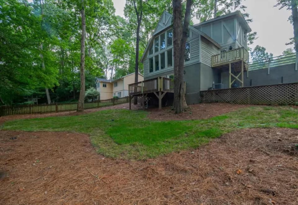 North Hills Chalet with Game Room House in Raleigh