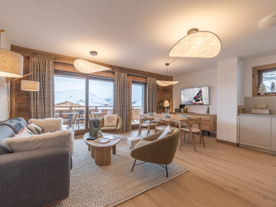 Appartement haut standing, centre station Alpe d'Huez - FR-1-645-100 Apartment in Huez