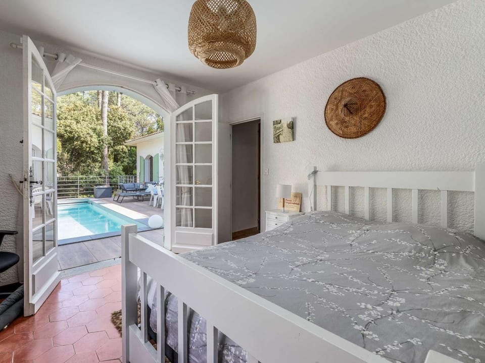 Villa charmante à La Vigne avec piscine - FR-1-736-72 Villa in La Teste-de-Buch