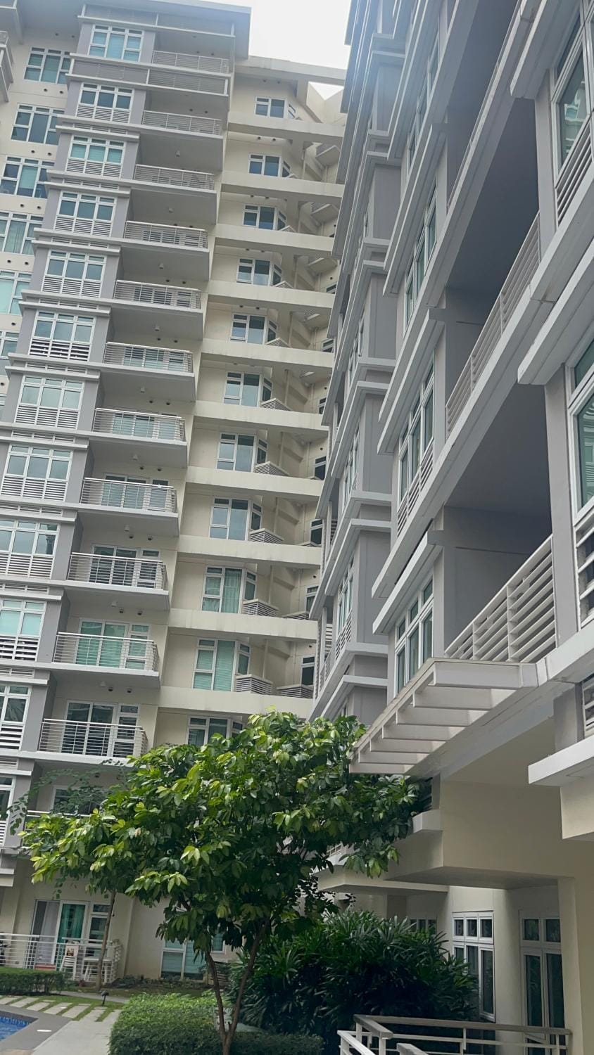 Property building, Day, View (from property/room), Balcony/Terrace